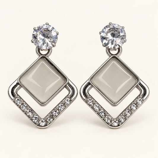 Front view of Argent Opaline Rhombus Drops showing the crystal-edged rhombus frame